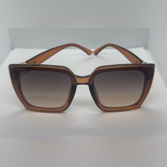 NWT Trendy Oversized Square Brown Gradient Sunglasses | Chic Vintage Style UV400 main image 16